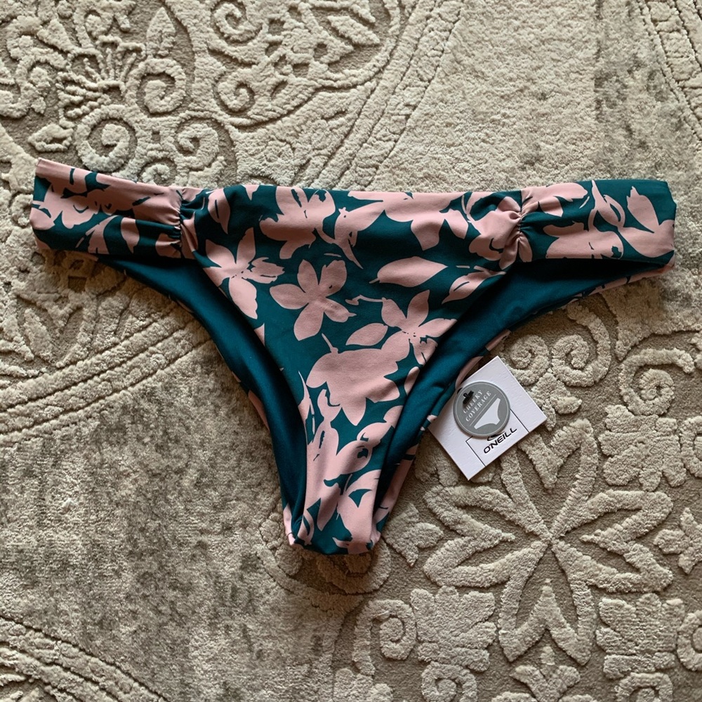 NWT O’Neill Bikini bottoms